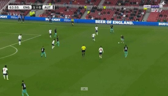 1622670554413043708.gif